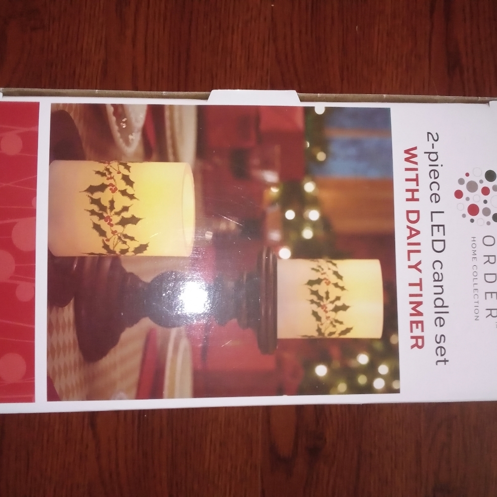 2 Piece LED Candle Set With Daily Timer - Picture 4 of 5
